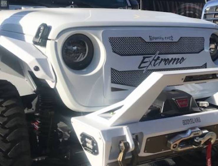 How To Remove A Grille From A 1998-2006 Jeep Wrangler